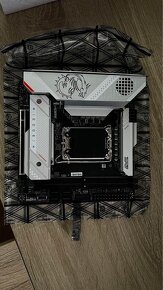 MSI MPG Z790I EDGE WIFI - 3