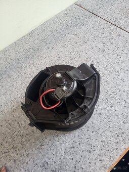 Ventilátor topení audi a6 c6 - 3