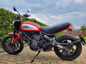 Ducati Scrambler Icon 800 - 3