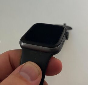 Apple Watch Series 5 44mm (Space Gray) - 3