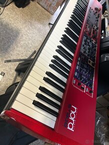 Nord Stage 3 88 a Nord Stage 88 REV B hammer mech. - 3