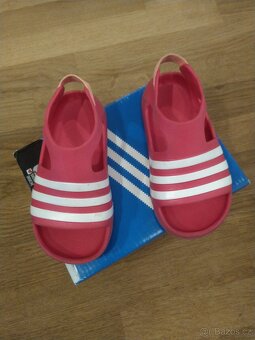 Adidas sandálky vel. 25 - 3