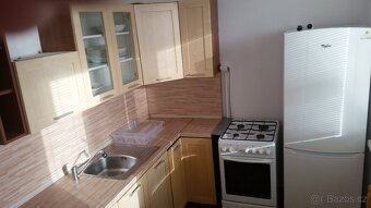 Pronájem bytu 2+1 55 m² s balkonem  za 7000 kč - 3