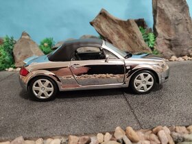 Prodám model 1:18 Audi TT softtop - 3