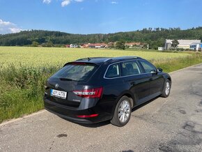 Škoda Superb 2,0 TDI 110 kw, ČR, 1 maj - 3