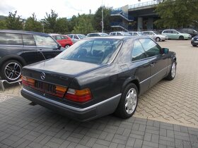 Mercedes-Benz 124 320 CE 1993 - 3