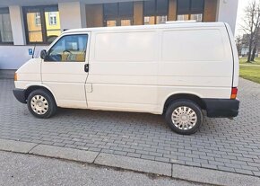 Volkswagen Transporter 2,5 TDI nafta manuál 63 kw - 3