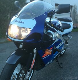 SUZUKI GSX-R 600 srad, 1999 - 3