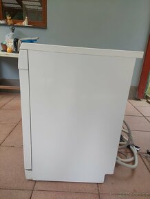 Myčka Bosch SMS50L12EU - 3