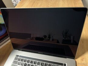 Apple Macbook Pro 16\" - 16GB / 1TB / vesmírně šedý (2019) - 3