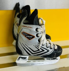 Hokejové brusle CCM 2.0 AgilityPerformance (27 EU) - 3