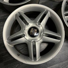 Alu SEAT LEON 5x100 17” 1M0601025J - 3