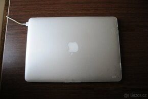 Prodám Apple MacBook Air (13", Early 2015), RAM 8 GB, i5 - 3