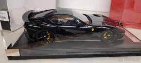 1/18 IVY Models Ferrari 812 Novitec Gloss Black - 3