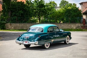 Buick Roadmaster - 3