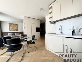 Prodej bytu 1/2+kk 65 m², Praha, Ruzyně - 3