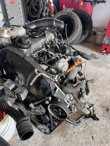 Motor 1.9 tdi 81kw AHF - 3