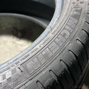 Letní pneu 225/40 R18 92W Michelin  4,5-5mm - 3