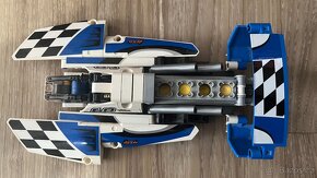 LEGO® TECHNIC 42045 Závodní hydroplán - 3