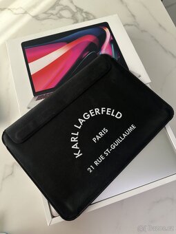 MacBook Pro M1 TouchBar + obal Karl Lagerfeld - 3