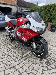 Honda fireblade 900rr 35kw v TP - 3