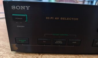 Audio video selector SONY AVH-555 ES,čti popis - 3