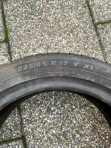 2 ks zimní pneu 225/45 R17 V XL - 3