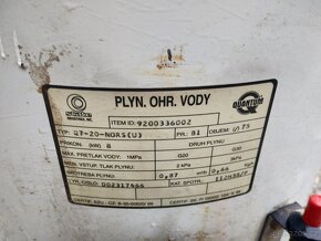 Prodám plynový ohřívač vody Quantum - 3