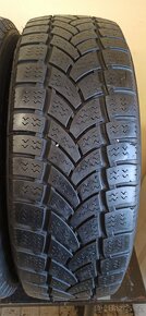 Vredestein 215/70/15C 109/107R 5,5–6,5mm - 3