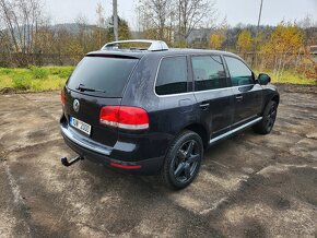 VW Touareg 3.0D, rv. 3/2006 manual, pruẓ̌iny, tažné 3500kg - 3