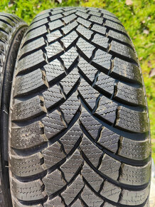 2 zimní pneumatiky Bridgestone 185/60/15  8mm - 3