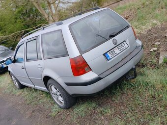 Volkswagen golf - 3