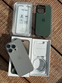 Prodám iPhone 15 Pro 256GB Natural Titanium + sklo + kryty - 3