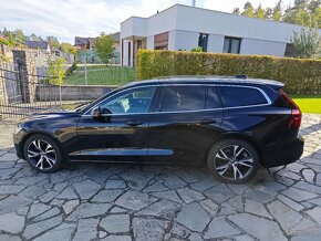 V60 B4 Mild Hybrid Diesel, 145kW, kůže, tažné zařízení, 2021 - 3