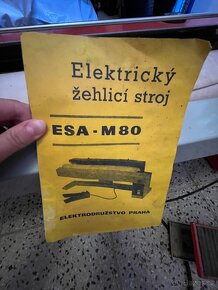 Elektrický žehlící stroj - 3