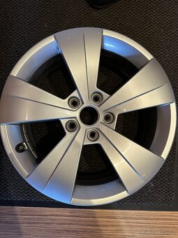 ALU kola Tritón 5x112 17 R17 - 3