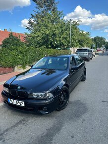 BMW E39 540i - 3