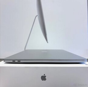 MacBook Pro 16” 2019 i9, 1TB, 64GB RAM - 3