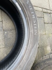 2ks zimní pneu Vredestein 215/60R17 - 3