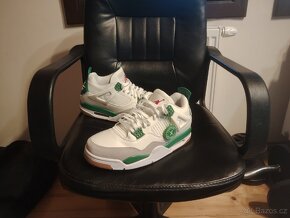 Jordan 4 Pine green - 3