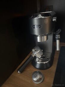 Delonghi kávovar - 3