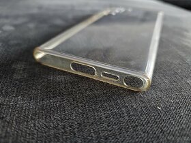 Samsung S22 ultra - průhledný kryt - 3