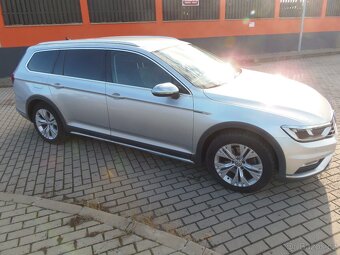 Volkswagen Passat 2.0 TDi 4x4 ALLTRACK DPH - 3