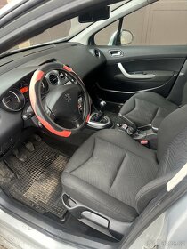 Prodám veškeré náhradní díly Peugeot 308 kombi 1.6 VTI - 3