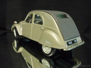 Citroen 2CV Maisto 1/18 - 3