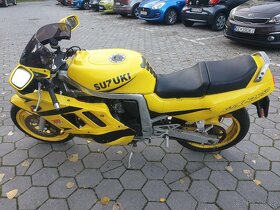 Suzuki gsx750r - 3