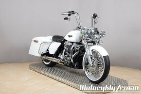 Harley-Davidson FLHRC Road King Classic 2017 - 3