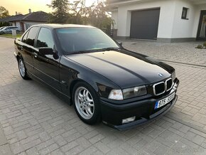 BMW e36 325i sedan  /// M TECHNIC - 3