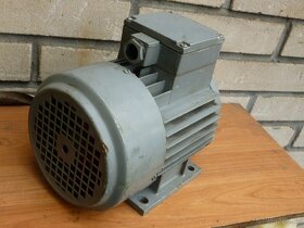 elektromotor  380V/1,1kw/2840ot. - 3