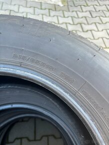 Bridgestone 215/65 r16 - 3